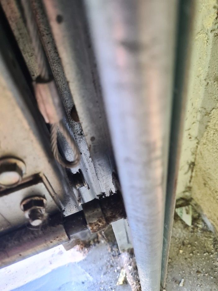 Comment changer le câble d'une porte de garage sectionnelle ? – Gypass