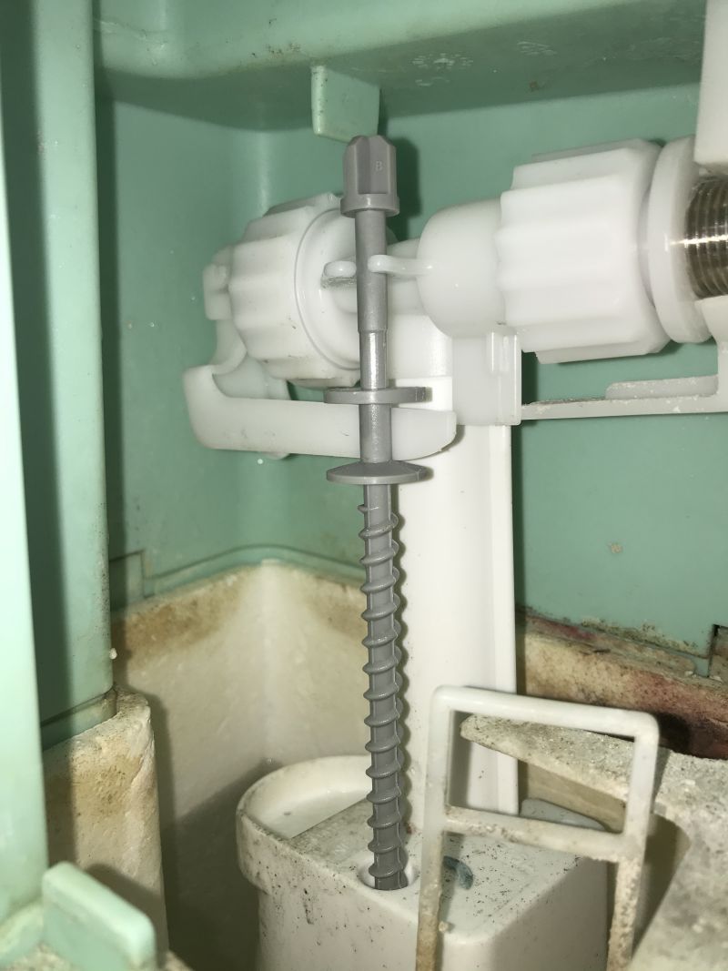 Démonter le mécanisme de chasse d'eau wc suspendu geberit