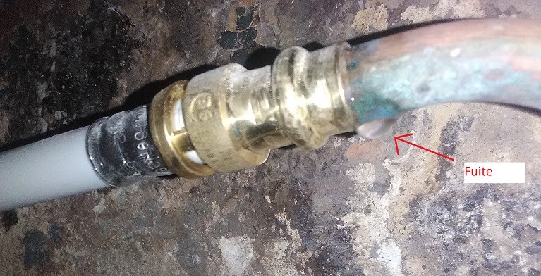 Réparer une fuite sur un tuyau cuivre: comment faire ? - Direct Artisans