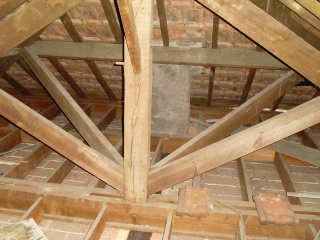 charpente traditionnelle toit 4 pans